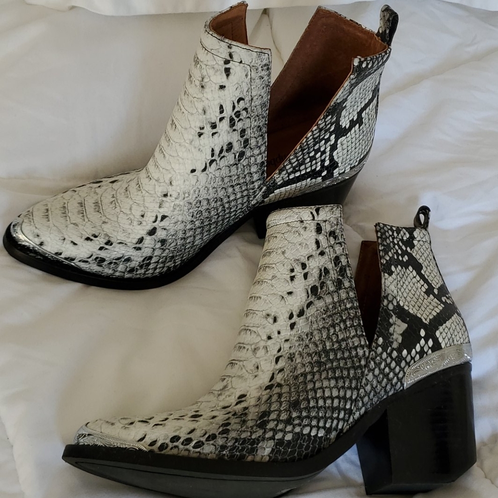 Jeffrey Campbell Booties